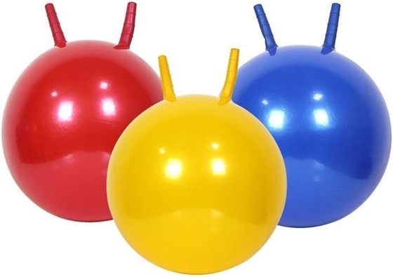 Εξωτερική διασκέδαση Βασική Unisex Jumping Ball με Fluffy Plush Cover και Rainbow Design